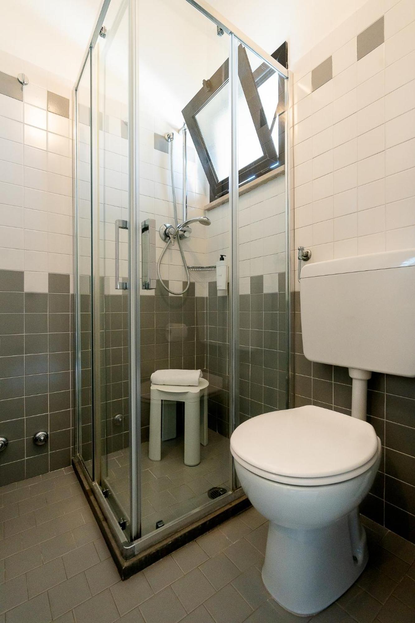 Basic Double Room